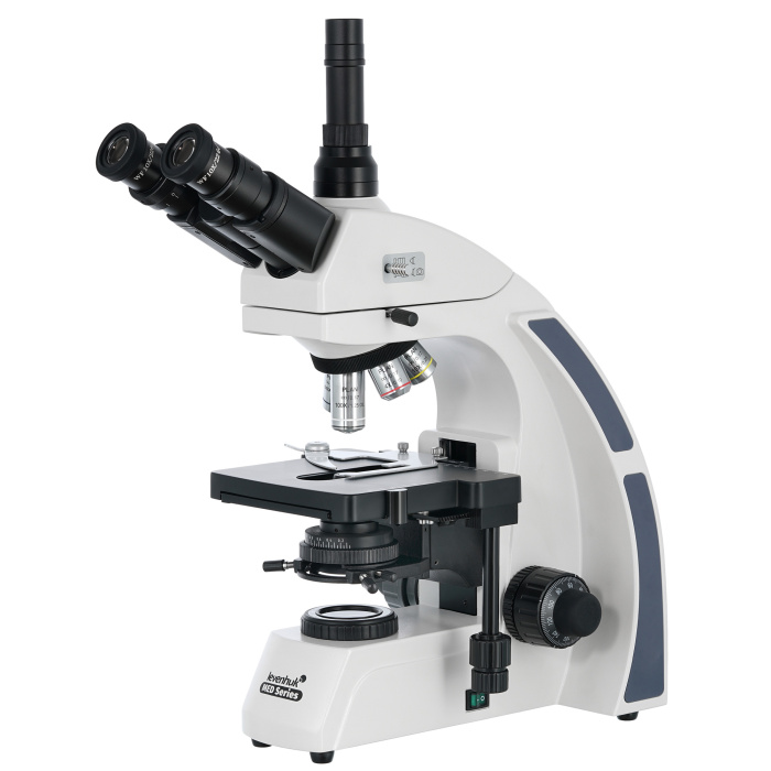 Microscopio trinocular Levenhuk MED 40T