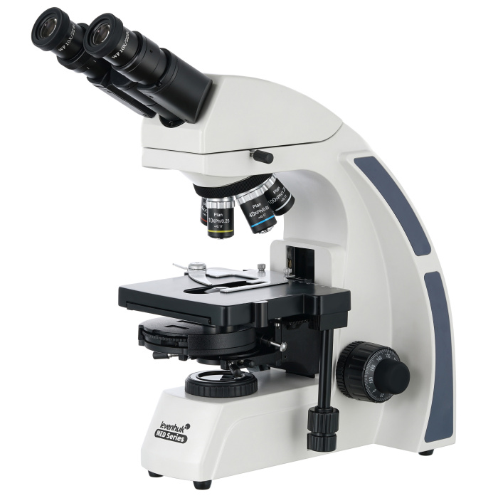 Microscope binoculaire Levenhuk MED 45B