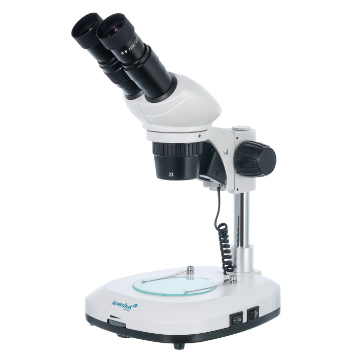 Microscopio binocular Levenhuk 4ST